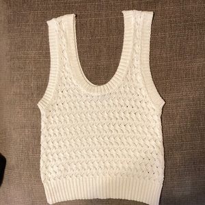 [SOLD] ZARA Small white sweater vest